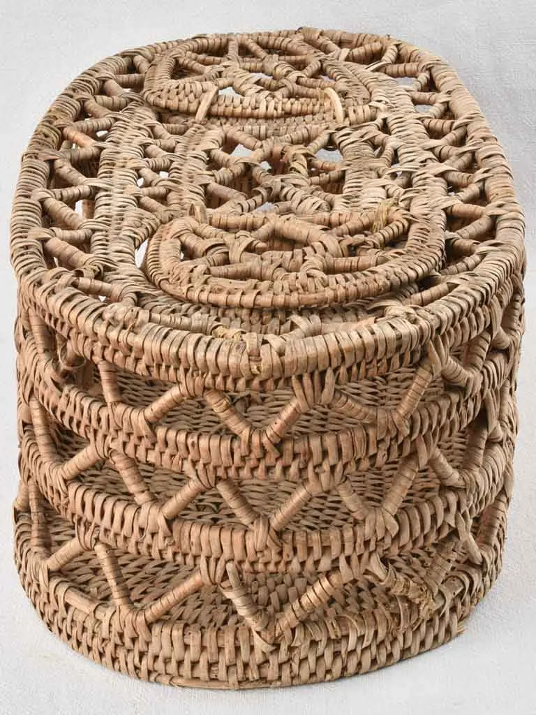 Antique French fishing basket 25½"