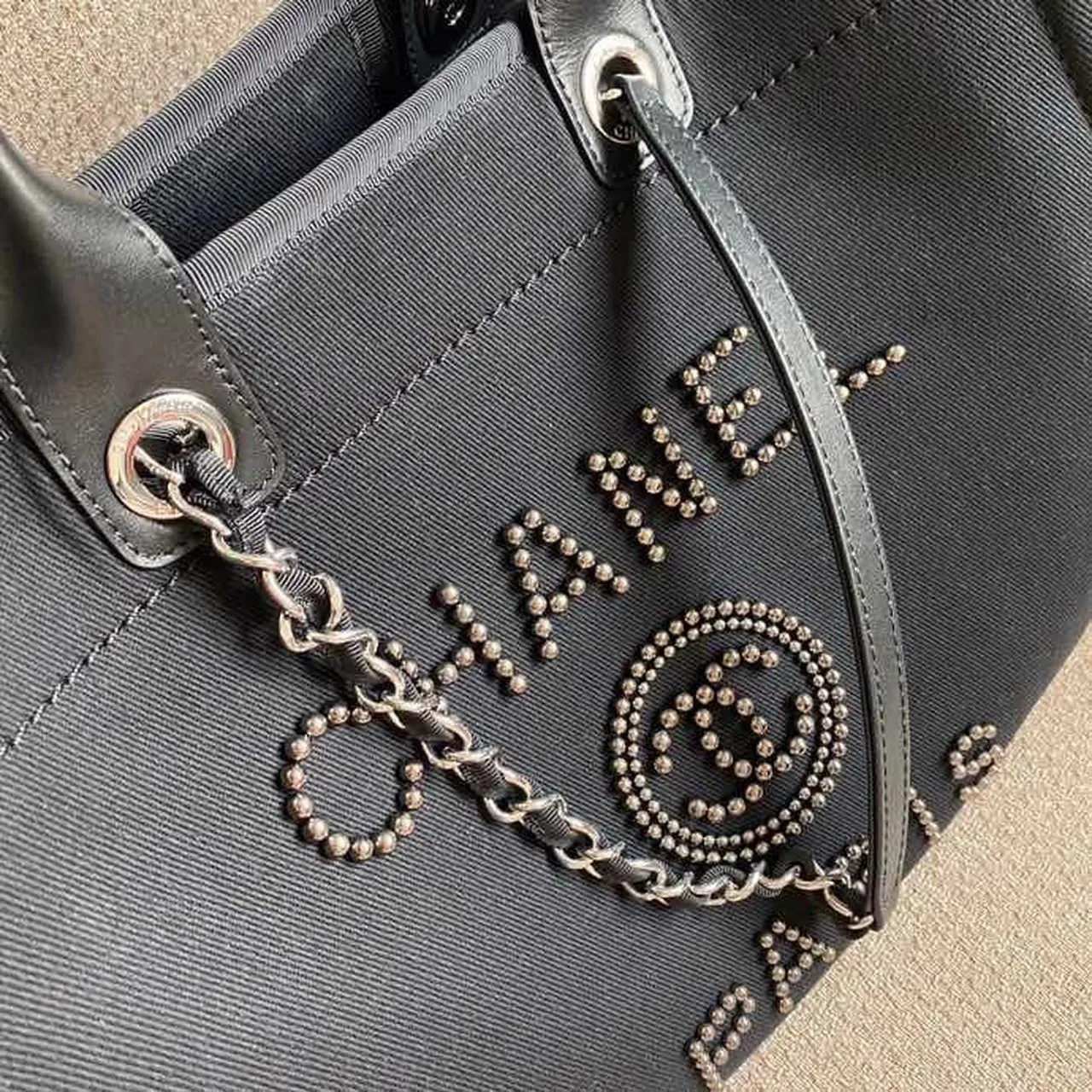 CHL Large Deauville Pearl Tote Bag Black For Women, Women&#8217;s Handbags, Shoulder Bags 15in/38cm A66941