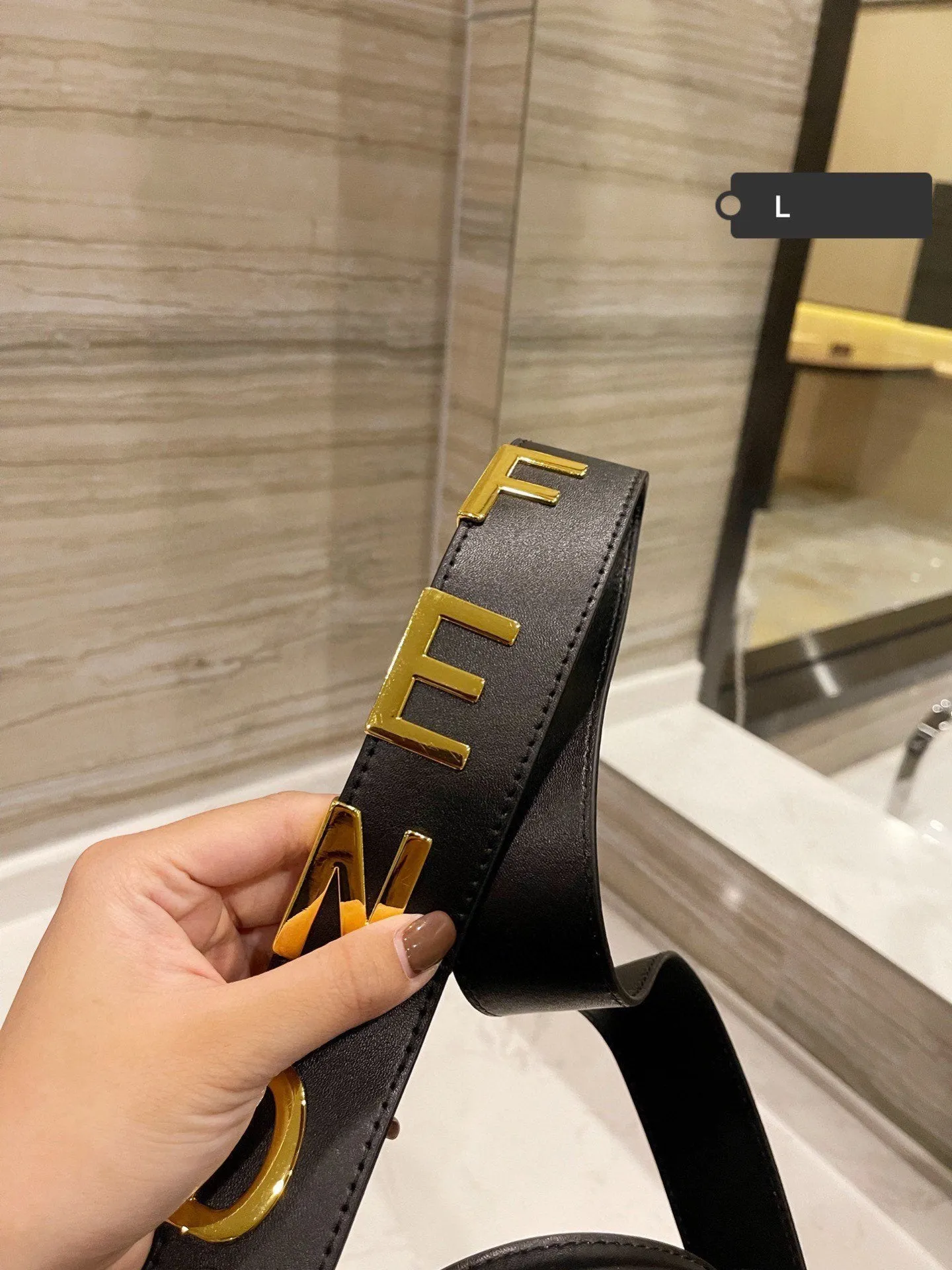 EN   Designer bags by Fendi 195
