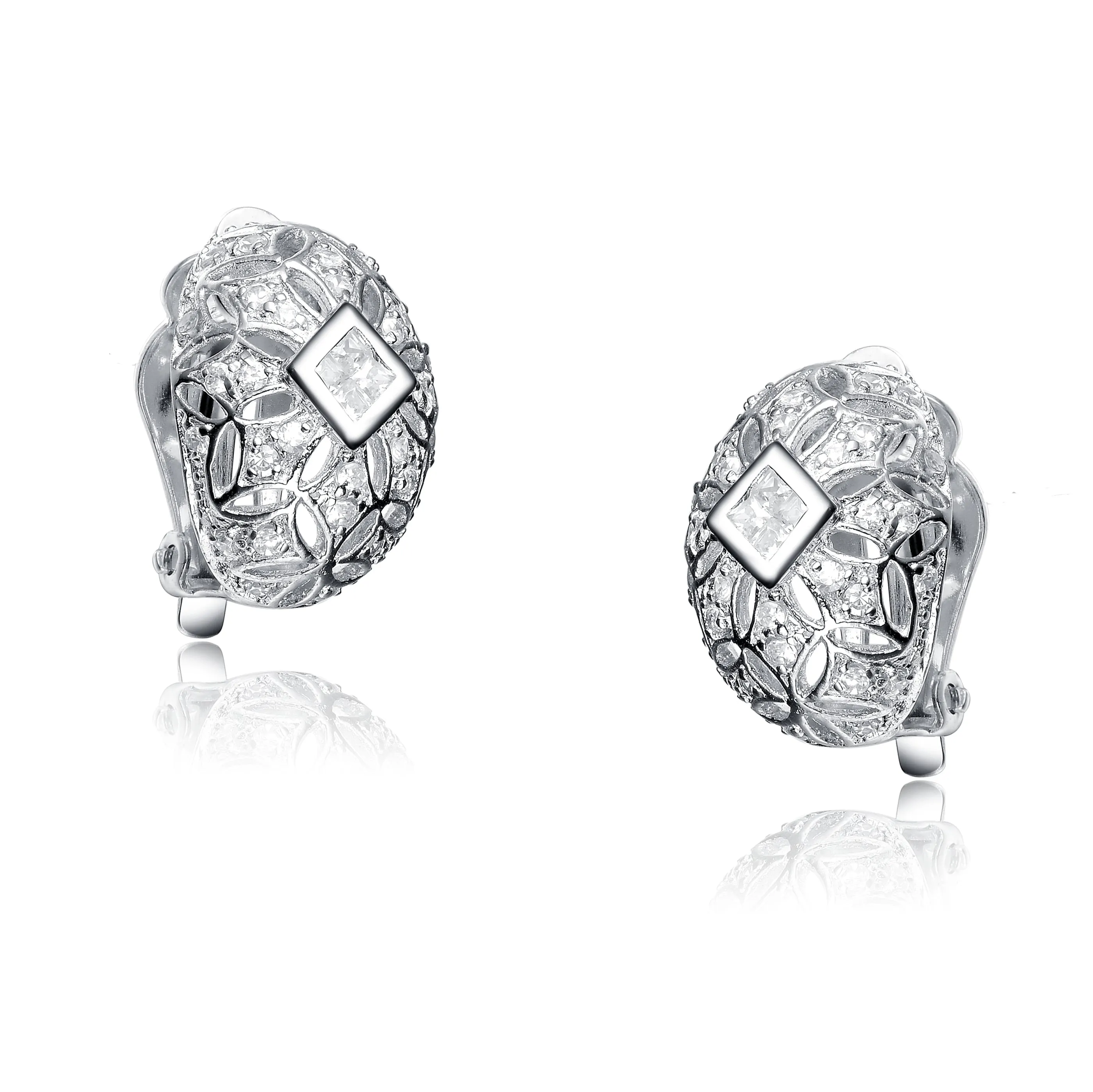 Sophie Oval Antique Earrings